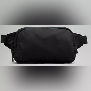 Lululemon Mini Belt Bag
